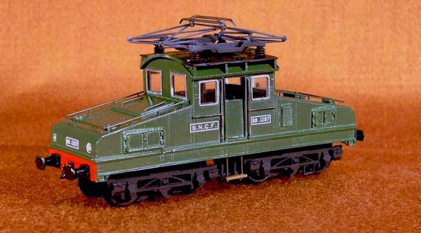 BB 1287 keyser en métal blanc
